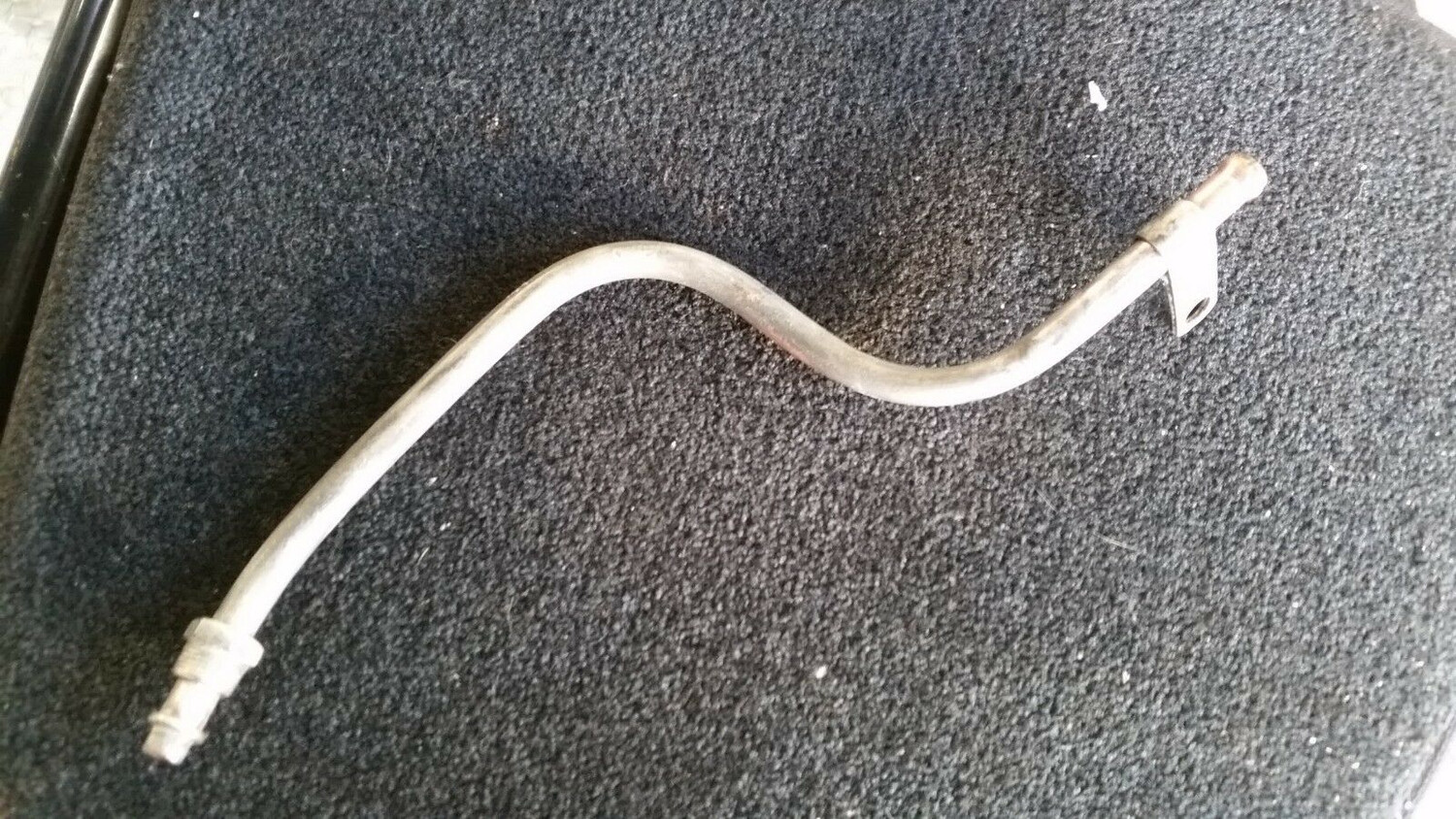 1980 to 1998 Rolls Royce Silver Spirit brake pump rear  feed pipe UR16031-