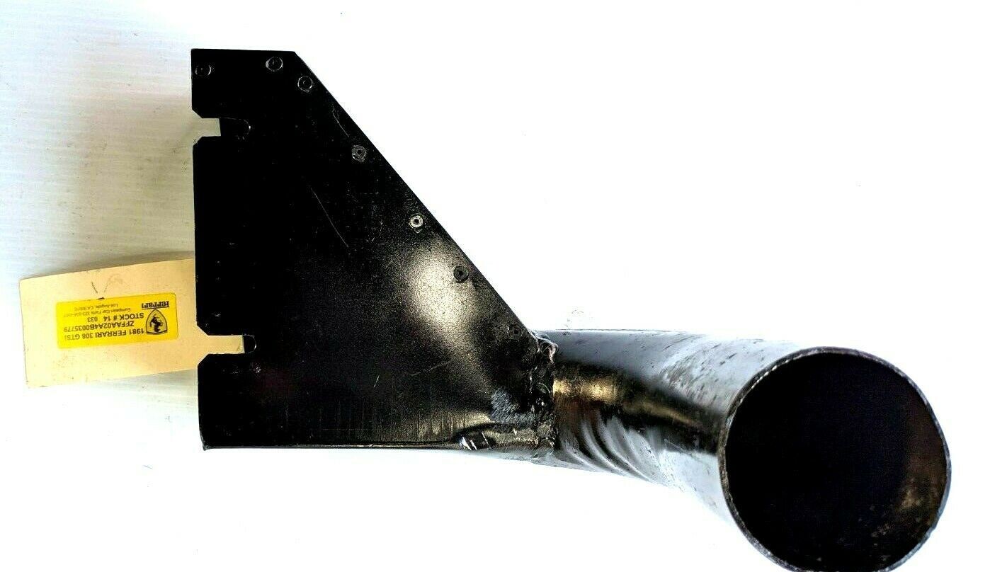 FERRARI 308 GTSi  RIGHT REAR exhaust COOLING SCOOP