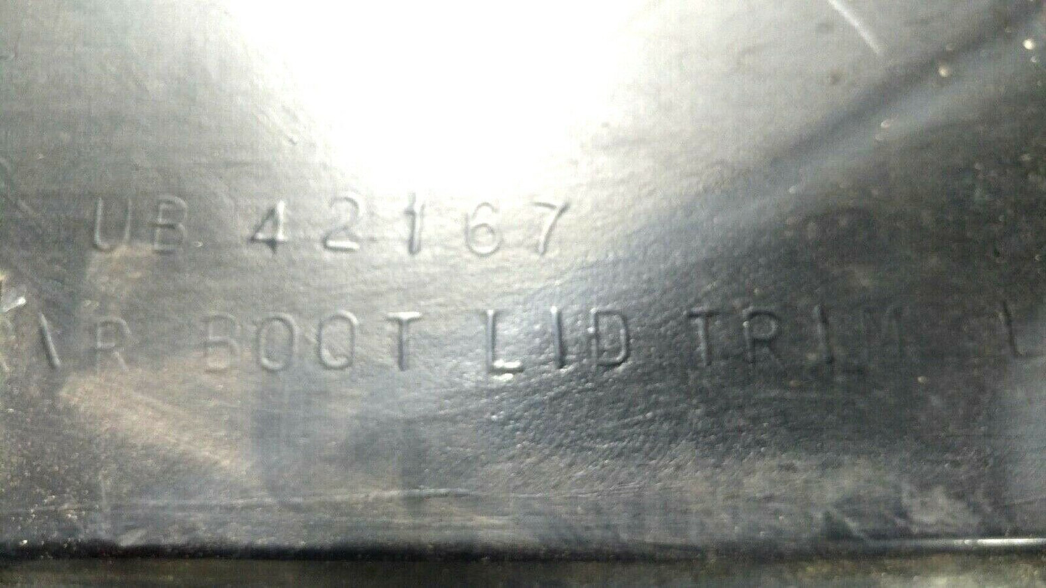 Rolls Royce Silver Spur Spirit trunk tail light bulb access cover LEFT UB42167