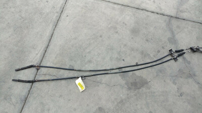 Rolls Royce Silver SHADOW  spur  Emergency Parking cable set and levers UR73500 -