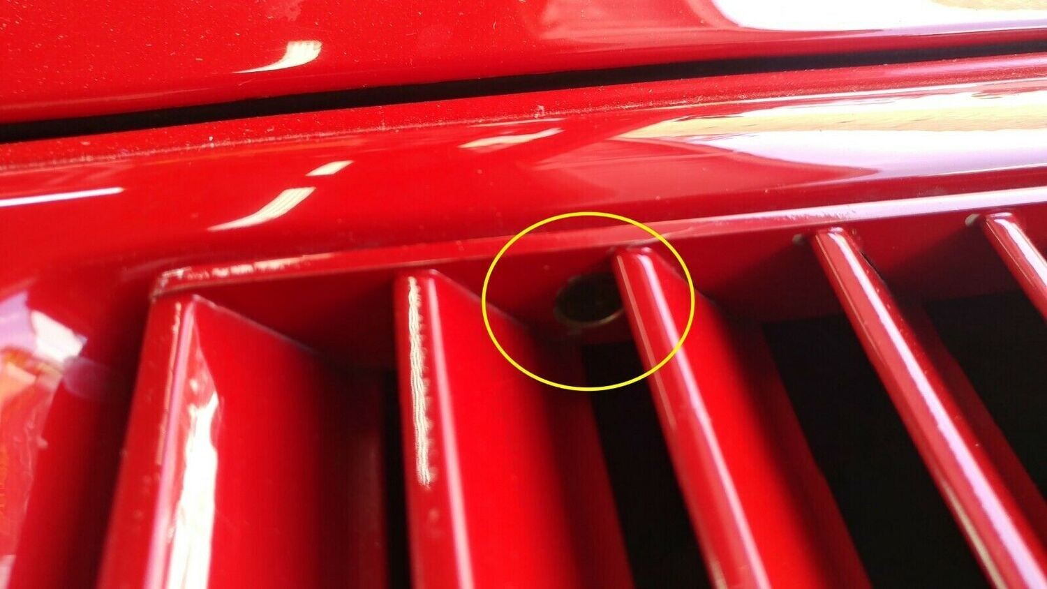 FERRARI 308 GTSi  HEADLIGHT GRILLE  FASTENING SCREW  60644100