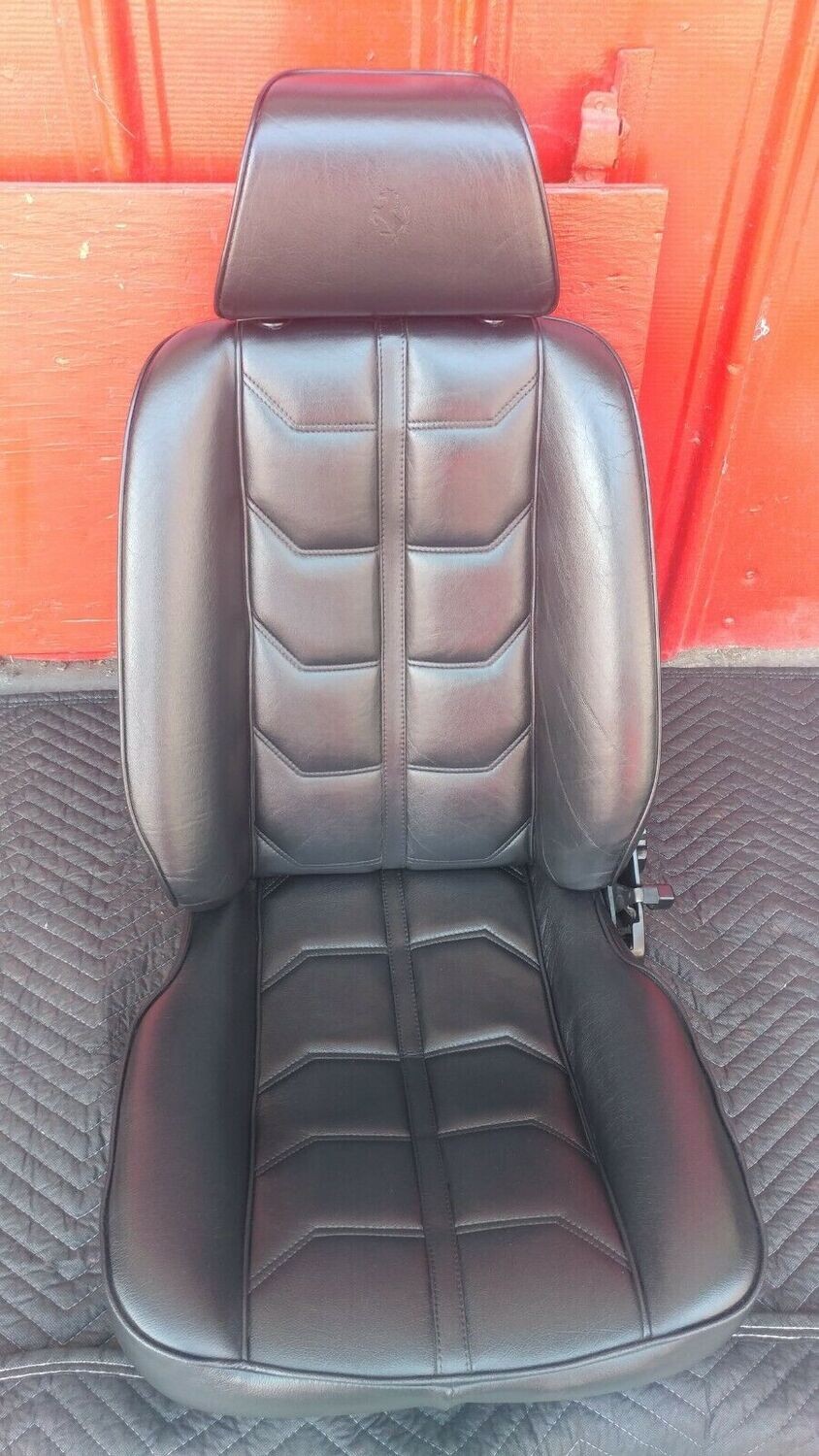 FERRARI 308 GTSi  INTERIOR BLACK SEATS PAIR WITH HEADREST AND HINGES
