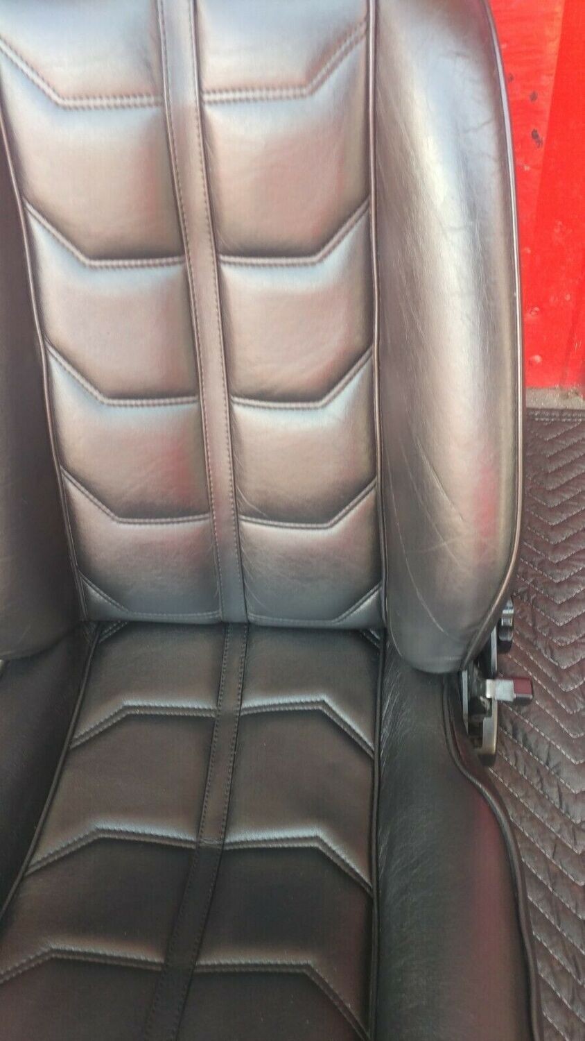 FERRARI 308 GTSi  INTERIOR BLACK SEATS PAIR WITH HEADREST AND HINGES