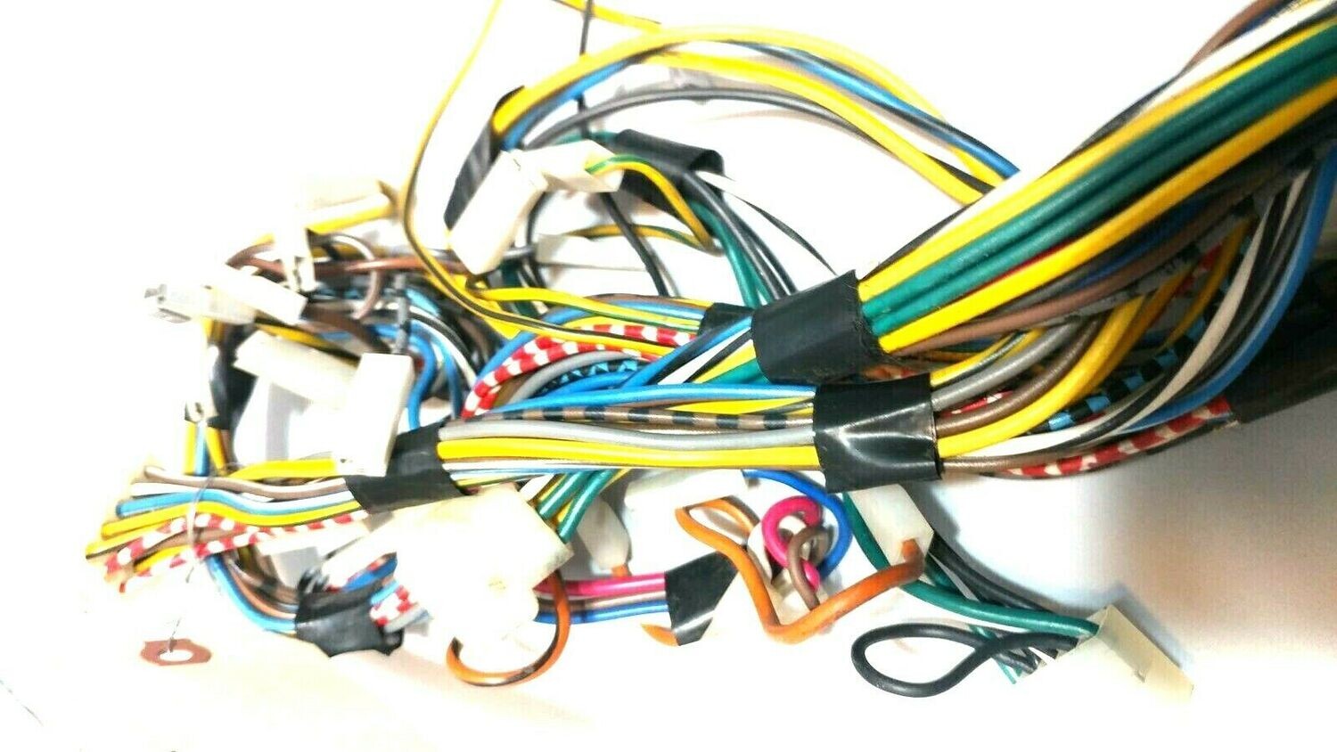 FERRARI 308 PARTS  GTS AT CENTER CONSOLE  WINDOW WIRING 117012