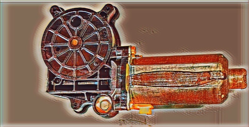 MOTORS