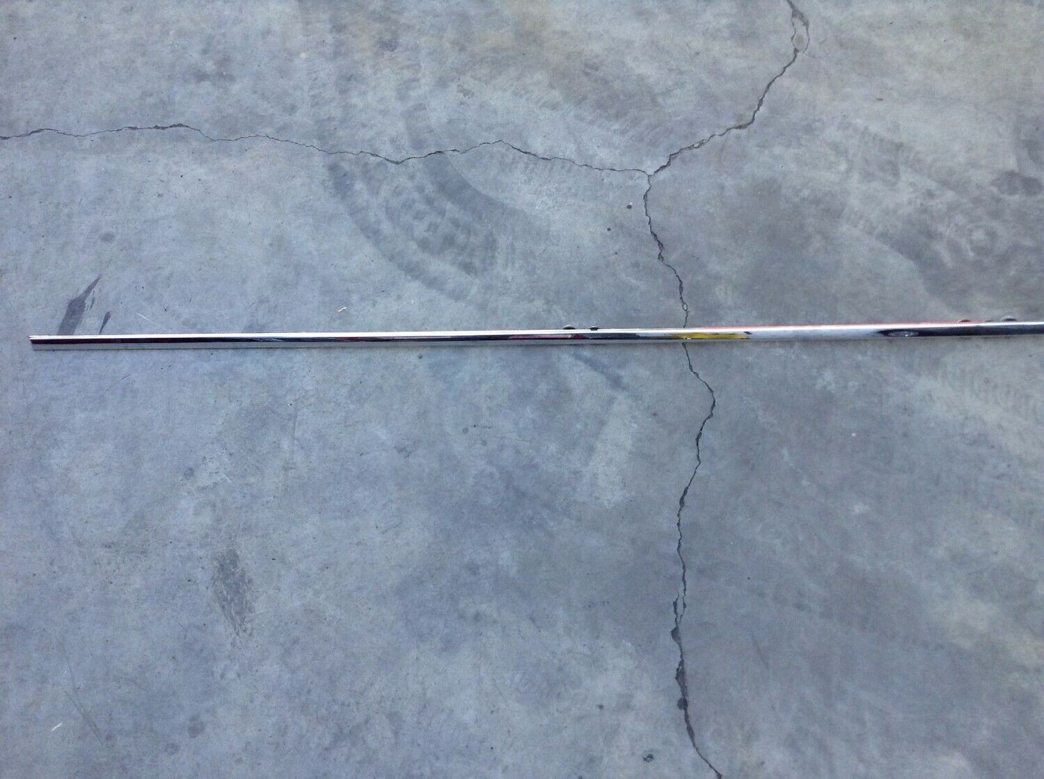 81 - 98 ROLLS ROYCE SILVER SPUR BENTLEY CHROME HOOD MOLDING UB42207