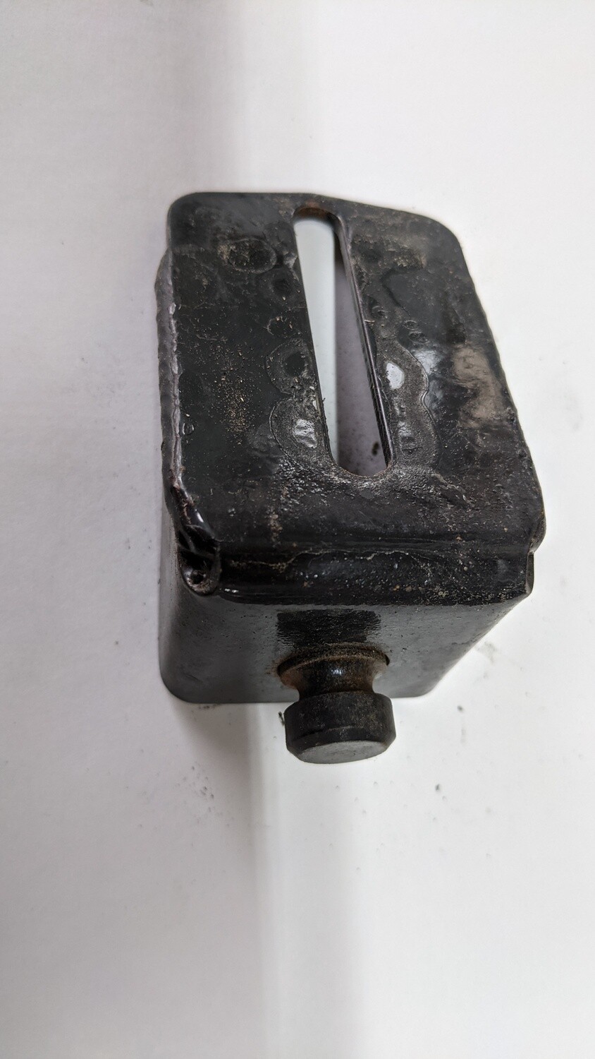 81 - 98 ROLLS ROYCE SILVER SPUR BENTLEY HOOD WEDGE PROTECTION BLOCK 	UB79821