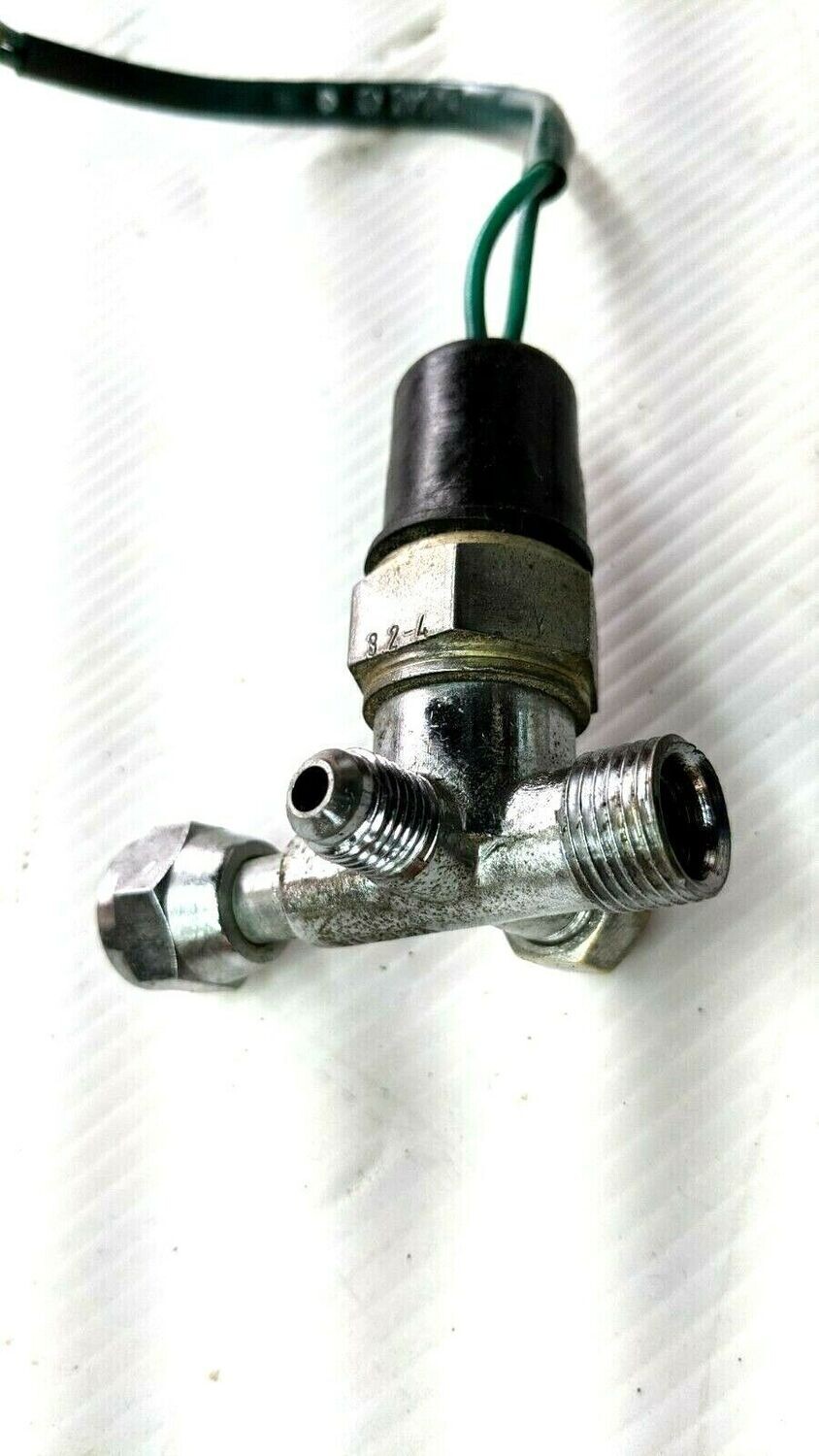 FERRARI 308 PARTS GTS AIR CONDITIONING UNION AT RECEIVER DRYER 106646