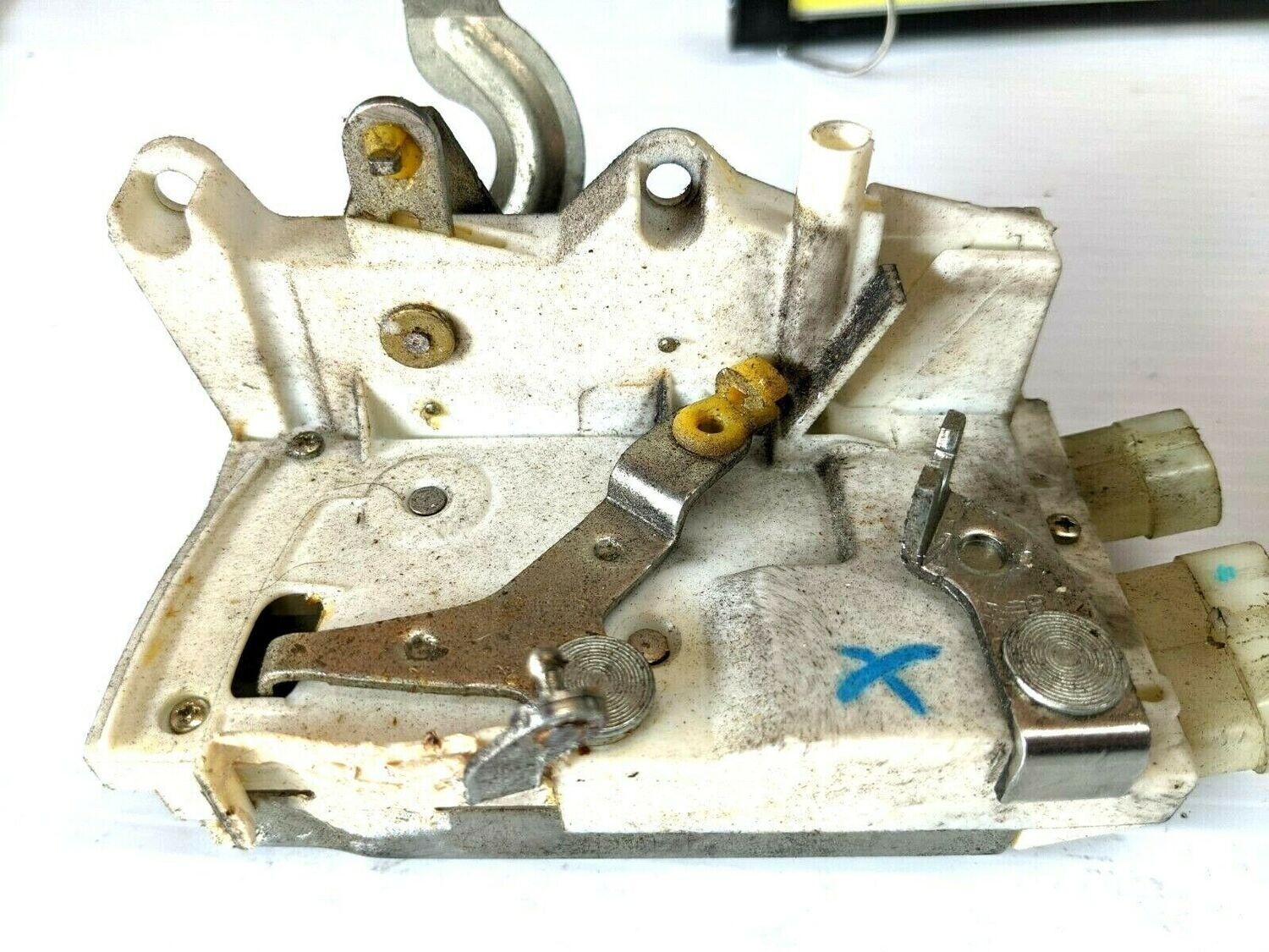 FERRARI 360 MODENA SPIDER 25789 right DOOR LOCK WITH EXTERNAL TUMBLER 68993100