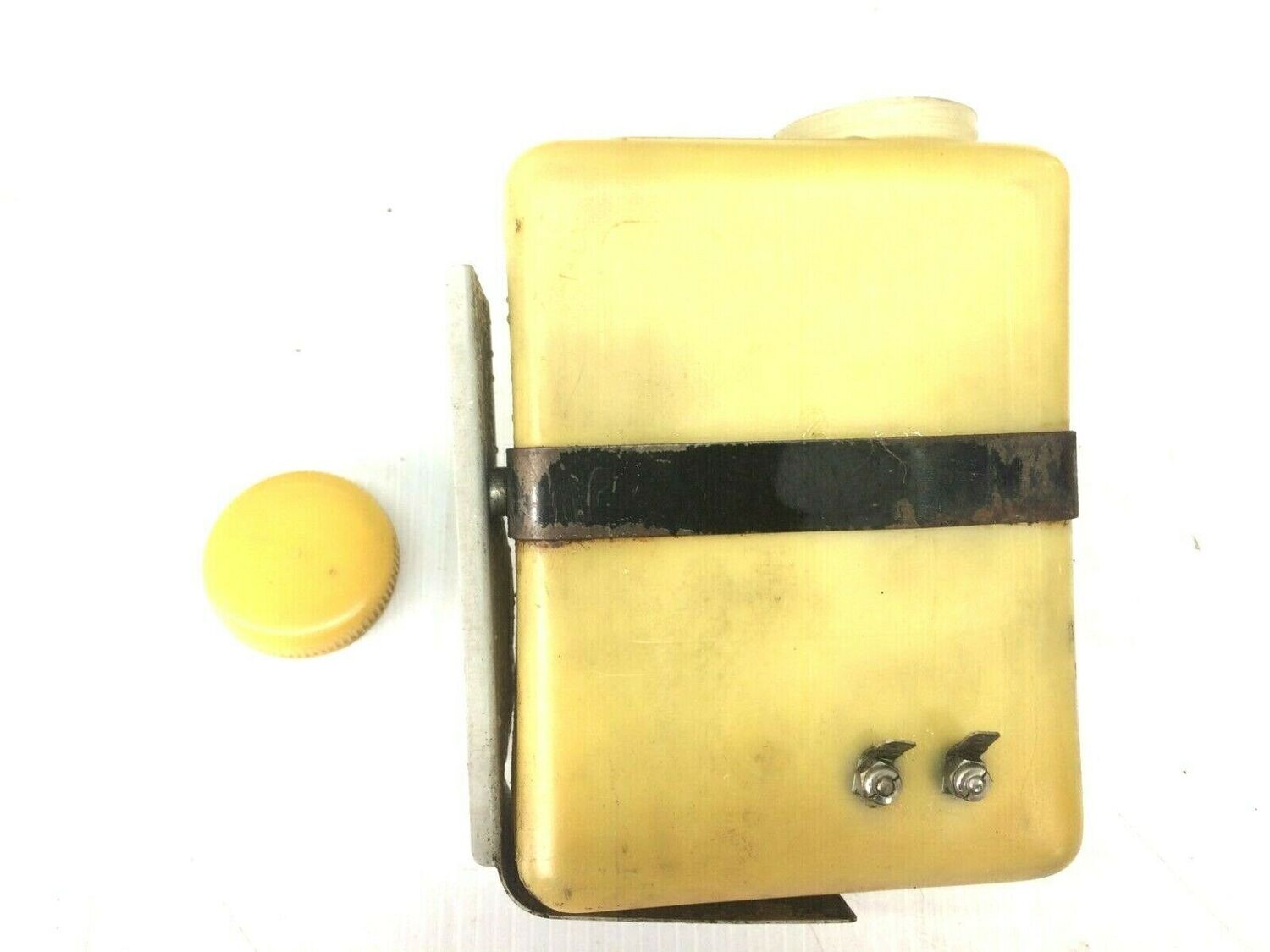 65 - 80 ROLLS ROYCE SILVER SHADOW WINDSHIELD WASHER TANK JNV955452