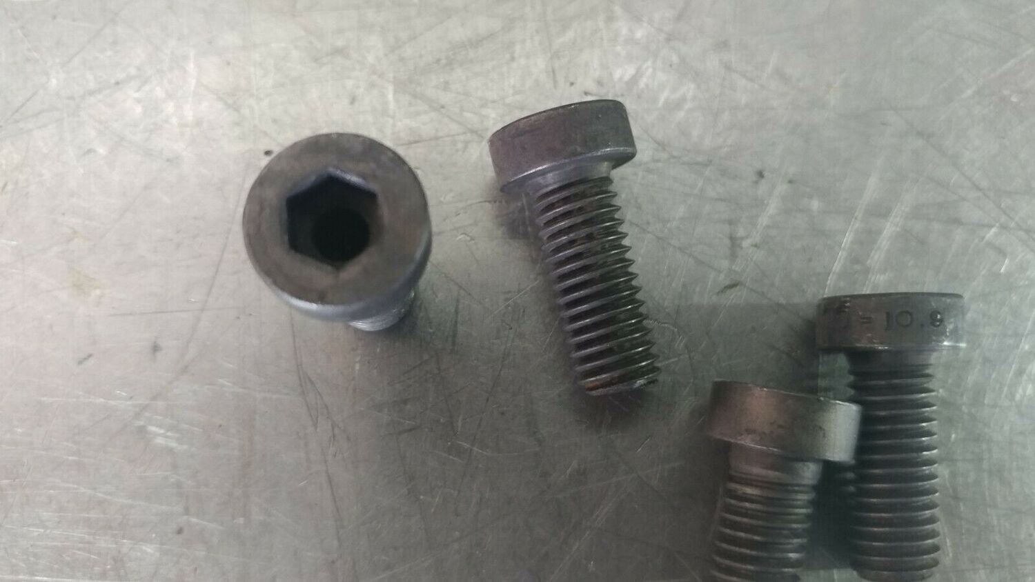 FERRARI 308 GTSi  INTERIOR SEATS FASTENING SCREWS SEAT TRACK TO FLOOR