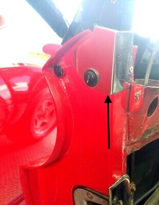 FERRARI 308 GTSi  LEFT DOOR EDGE CHROME STAINLESS FINISHER 60269206