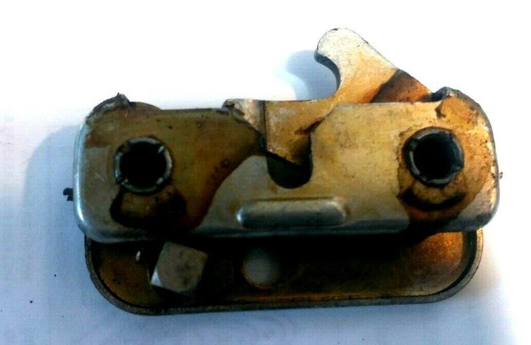 FERRARI  308 FRONT TRUNK LOCK OR ENGINE BAY LOCK LATCH 60277407