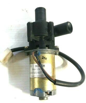 FERRARI 348 PARTS AUXILIARY COOLANT PUMP  AT HEATER BOX  70000900