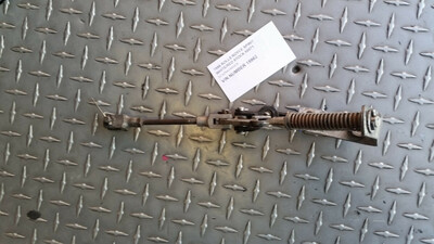 Rolls Royce Silver Spirit Spur Parking Brake Linkage at rear Caliper RIGHT