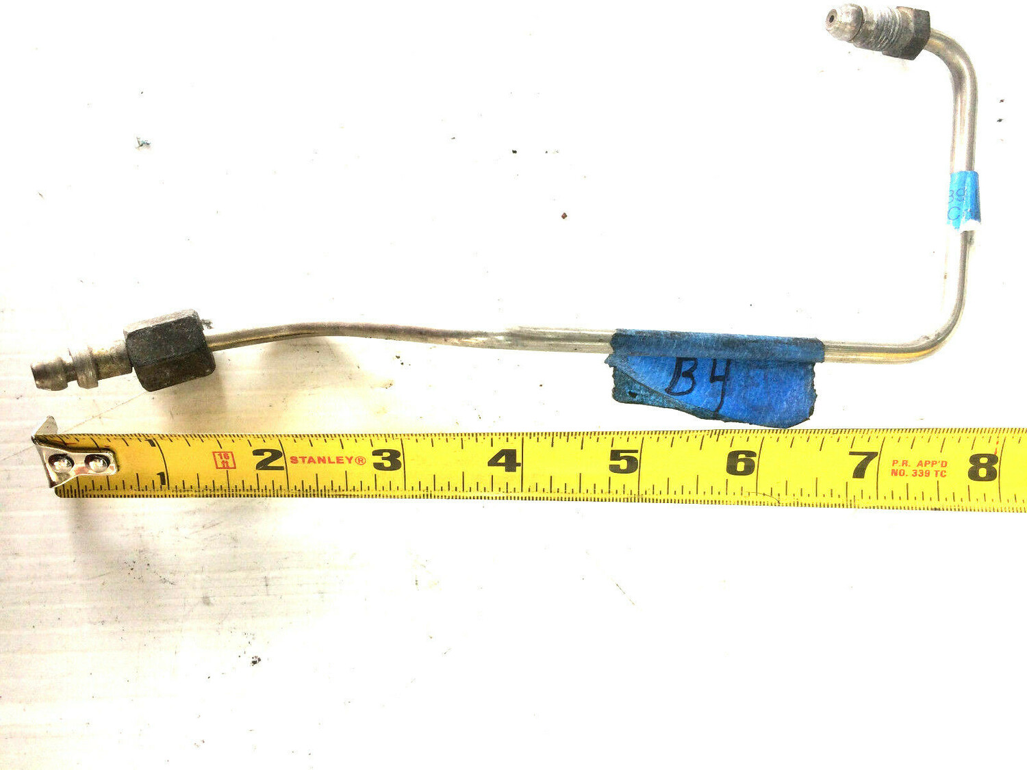 Rolls Silver Spirit Spur MULSANNE Corniche Fuel injector pipe  bank B4 UE45680