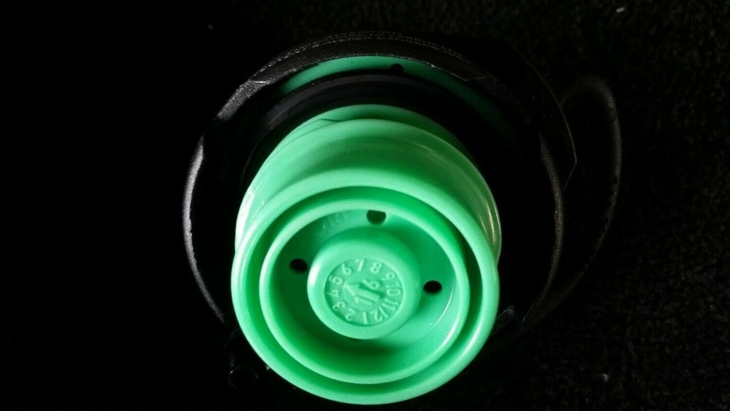 ECP Bentley Continental  FLYING SPUR  2004 TO 2020 FUEL gas CAP NEW