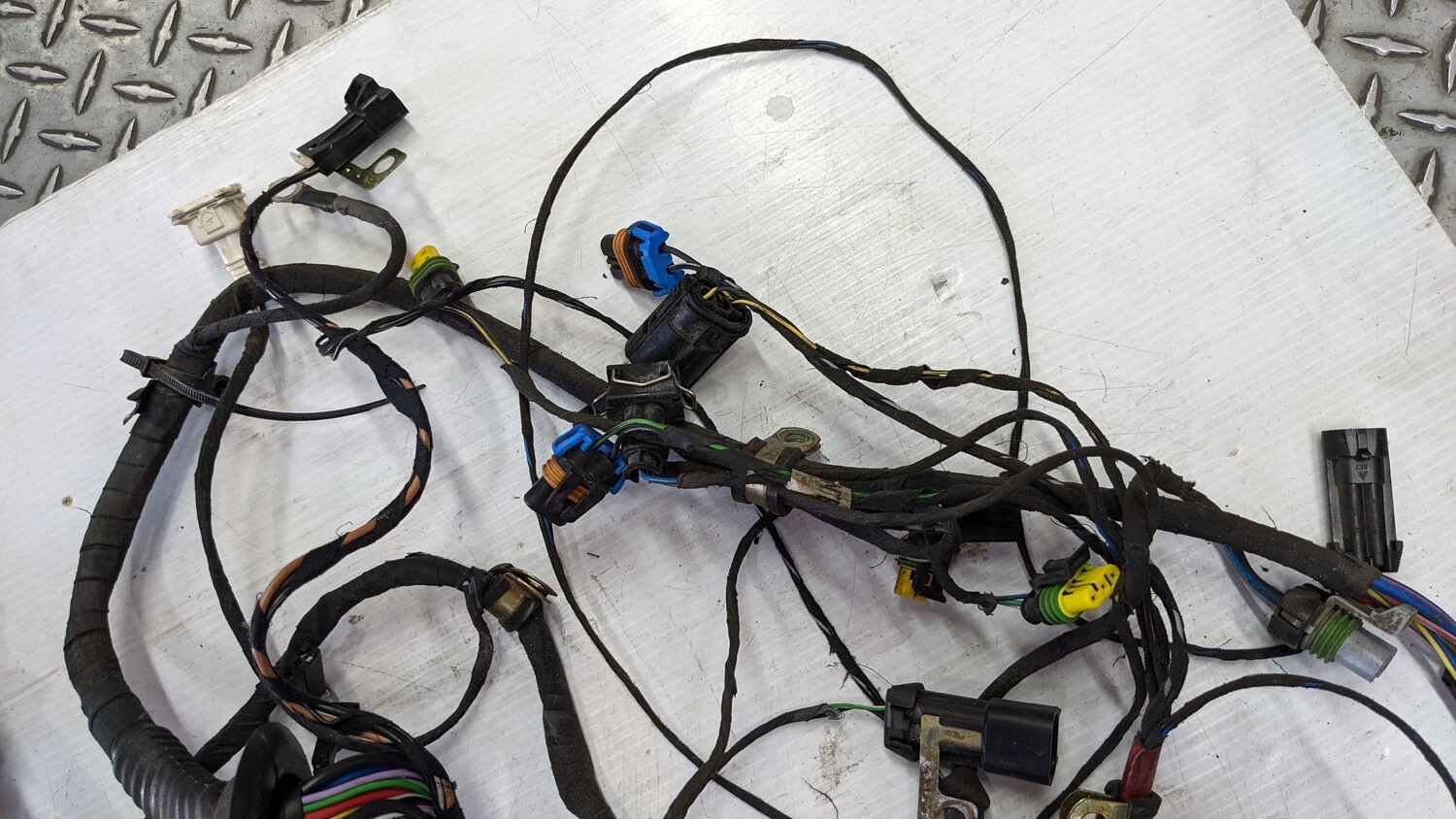 FERRARI 360 SPIDER PART, FRONT WIRING HARNESS WITH FUSE BOX 183347