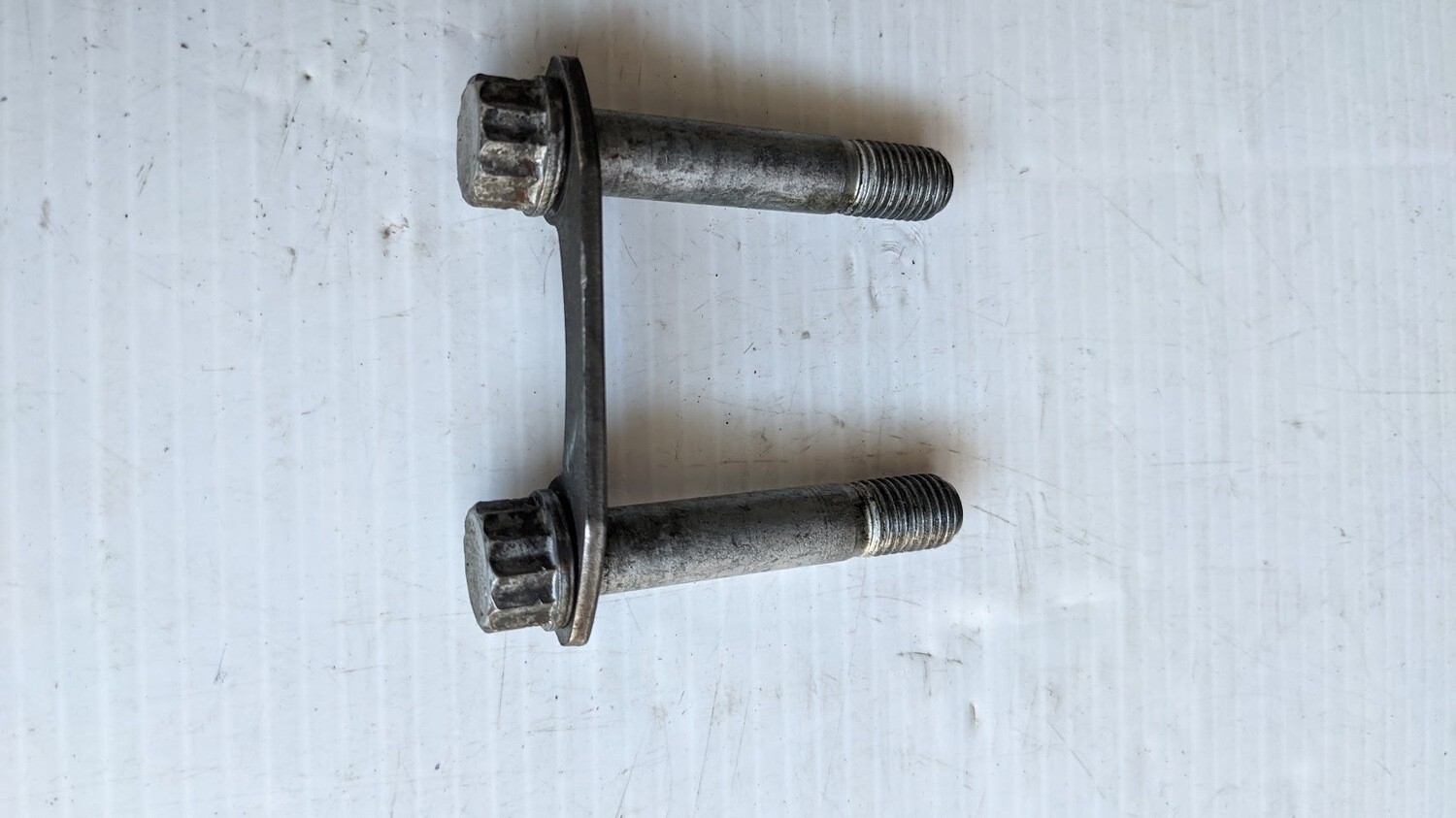 FERRARI 360 SPIDER PART ONE SET OF 2 REAR AXLE BOLTS AND  LOCK 223916