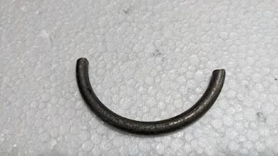 FERRARI 308 PARTS ORIGINAL SHOCK SPING BASE PLATE LOCKING CLIP