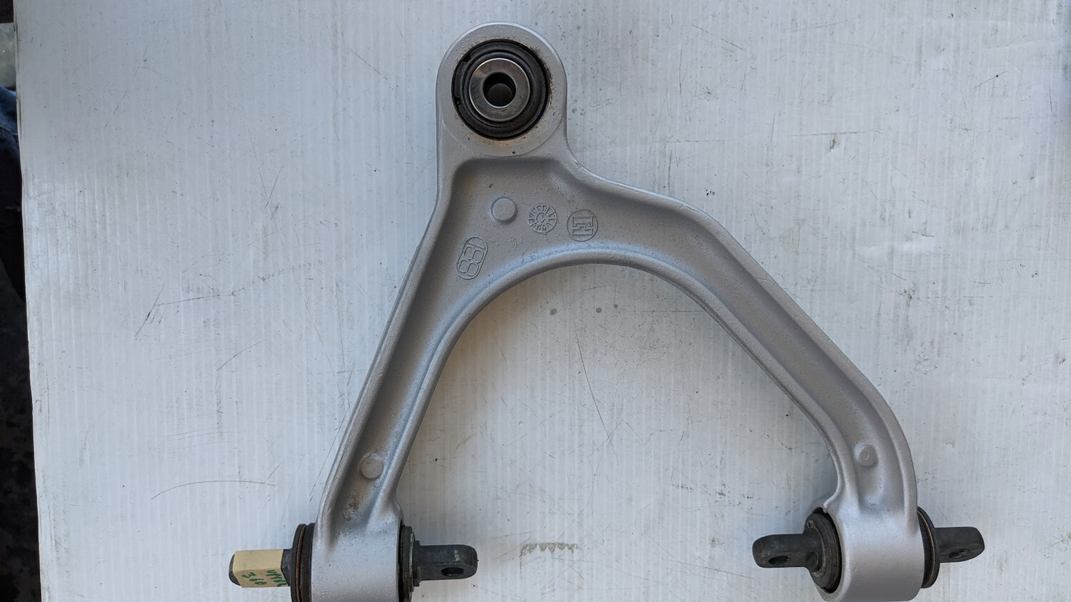 FERRARI 360 PART UPPER LEFT or RIGHT FRONT CONTROL ARM 200945 PRE OWNED