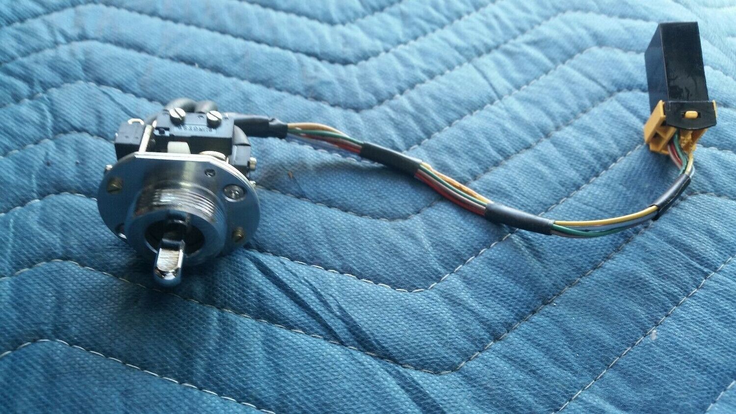 Rolls Royce Silver Spirit Spur Left OR RIGHT  mirror switch UD72120 all 30000 on