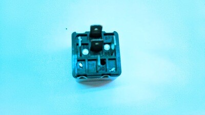 BENTLEY MULSANNE S  ROLLS ROYCE SILVER SPUR ENGINE AND FUSE BOX RELAYS UD26632