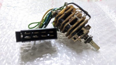 81 to 89 Rolls Royce Silver Spur Spirit winsheild wipers speed switch 	UB43269