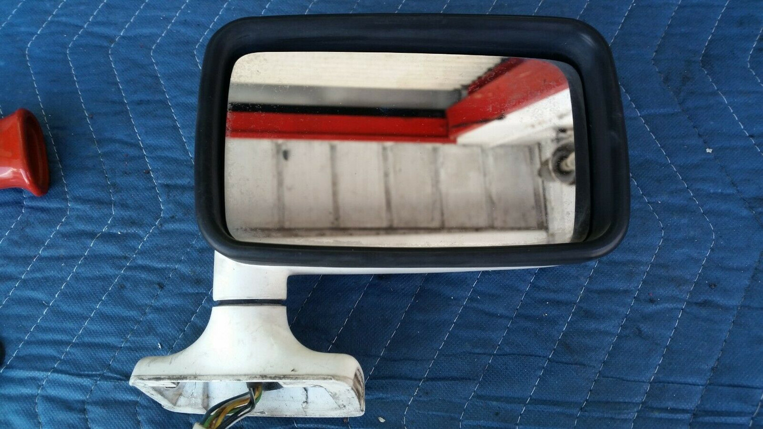 BENTLEY MULSANNE S RIGHT side rear view mirror painted version