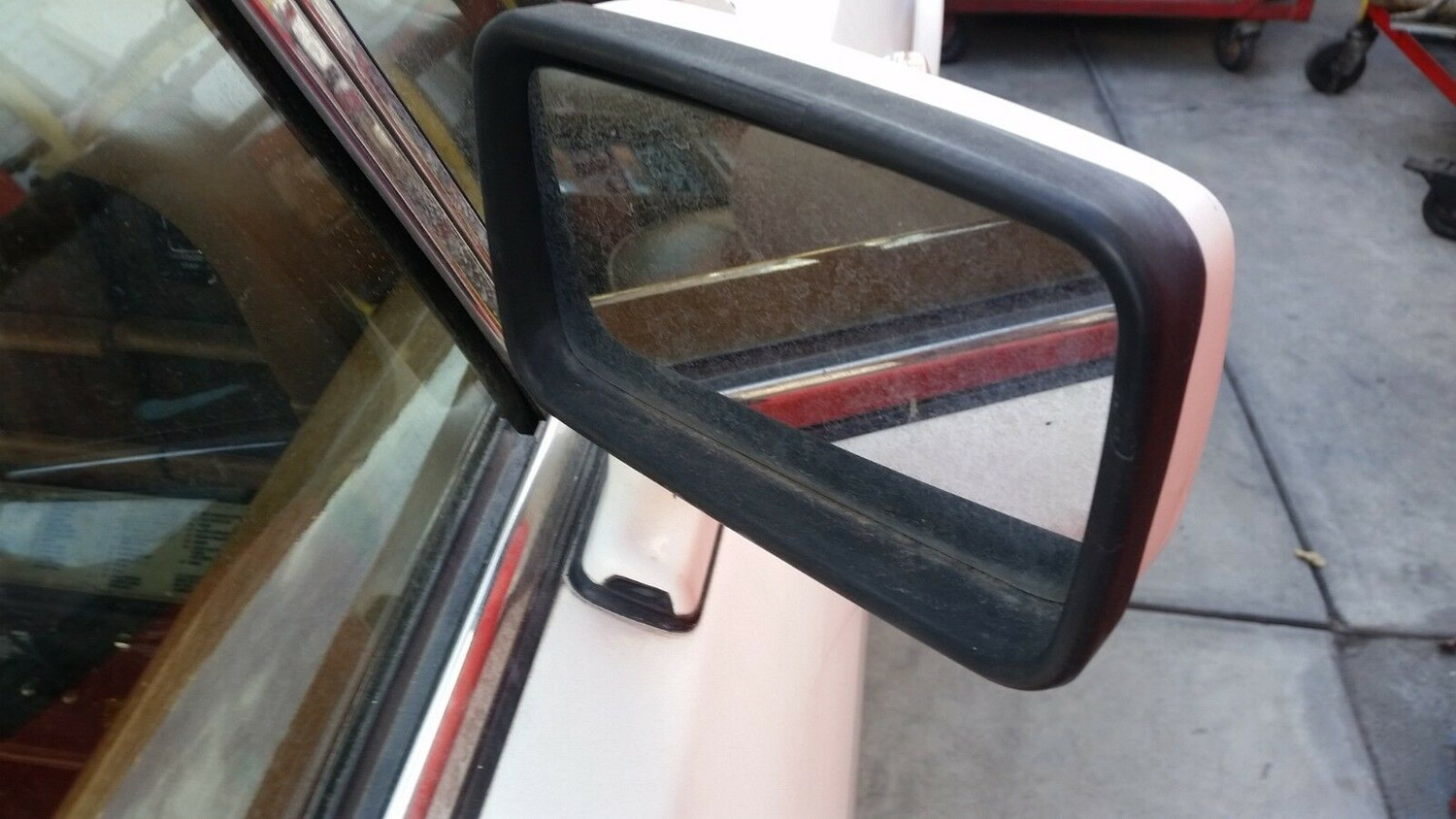 BENTLEY MULSANNE S RIGHT side rear view mirror painted version