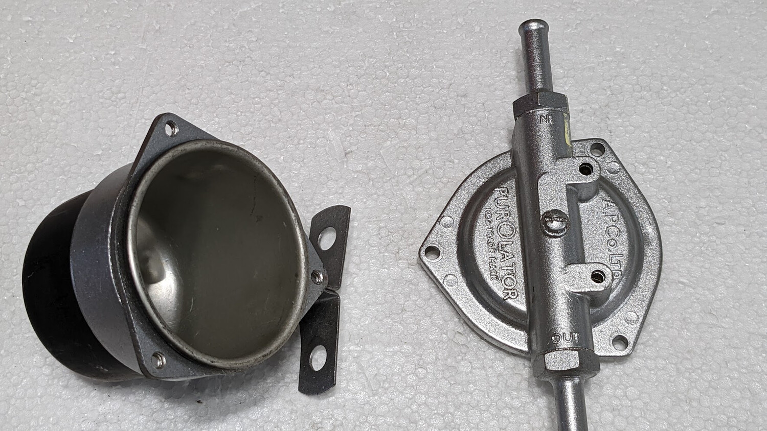 Rolls Royce Silver Shadow Wraith fuel filter assembly for canister type filter UR8551