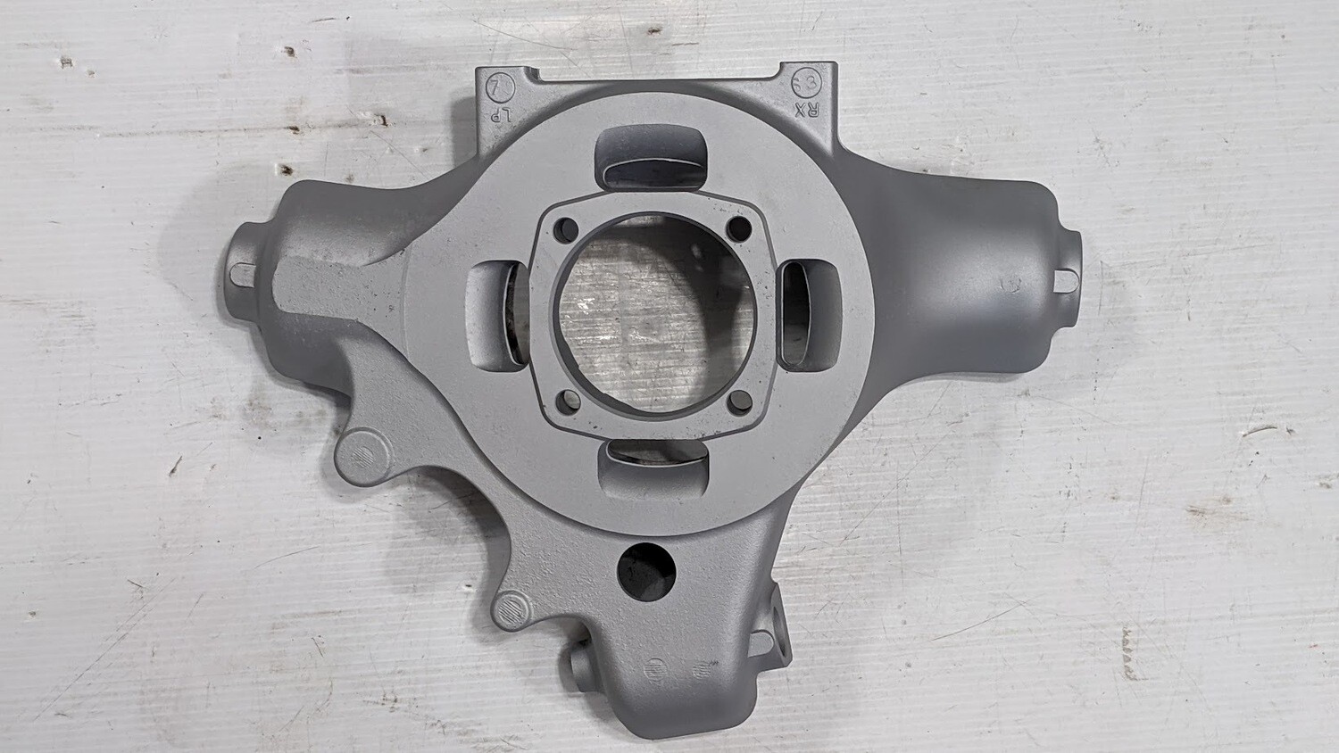 FERRARI 360 PART R.H. FRONT &amp; LH REAR STUB AXLE SPINDLE 179328