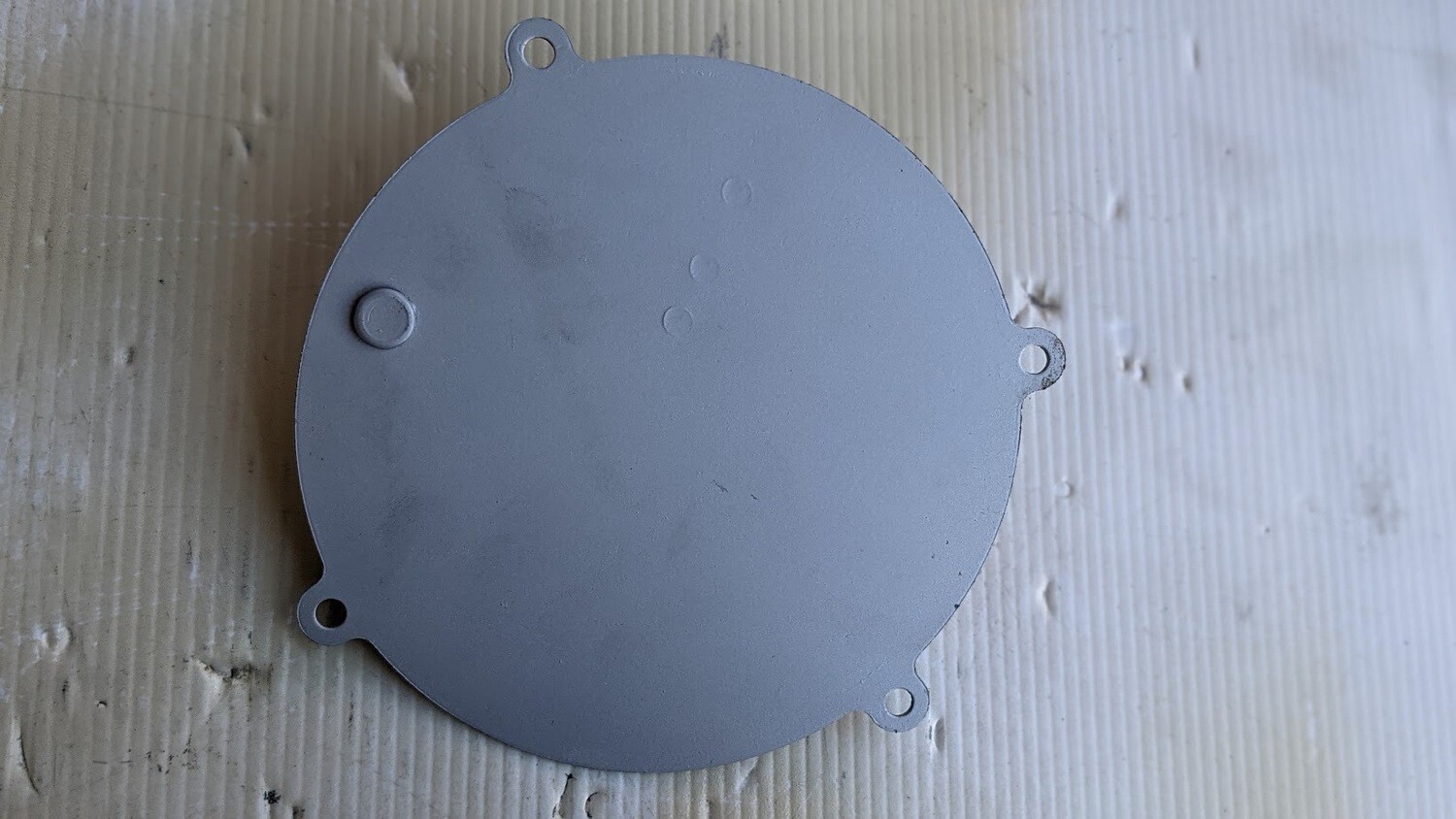 FERRARI 360 PART right. FRONT STUB AXLE SPINDLE COVER  165871 pre owned