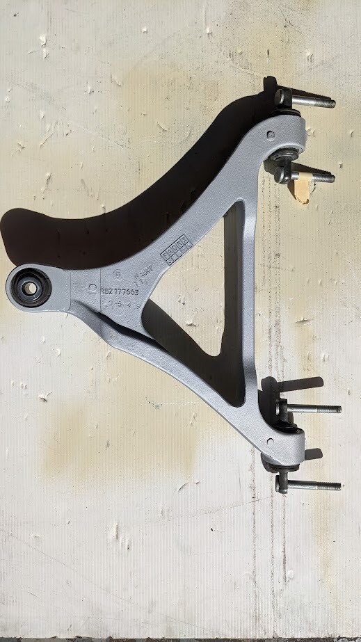 FERRARI 360 PART LOWER RIGHT rear CONTROL ARM 200943