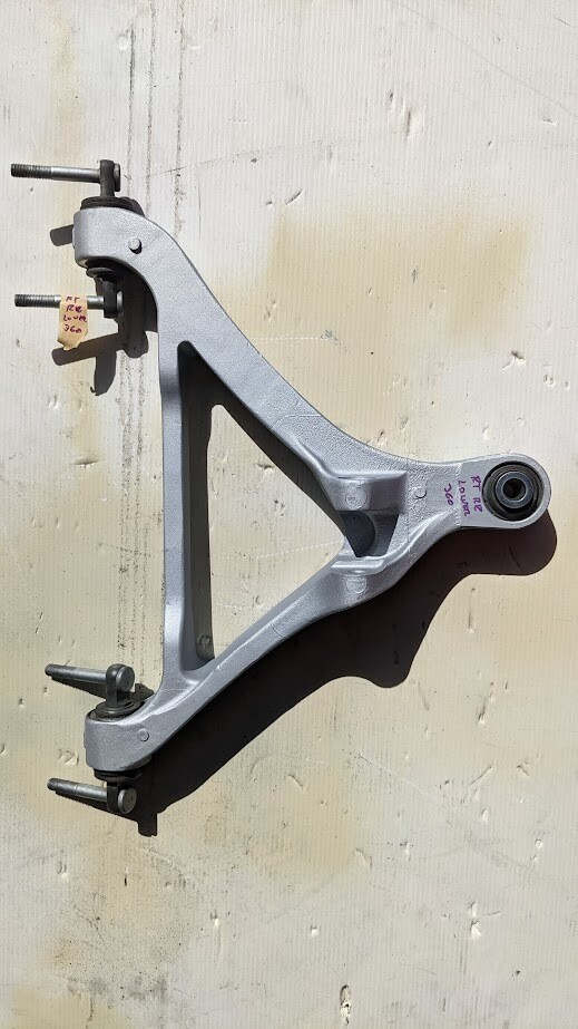 FERRARI 360 PART LOWER RIGHT rear CONTROL ARM 200943