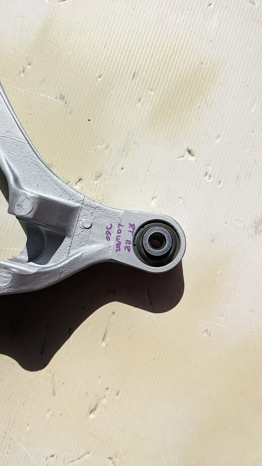 FERRARI 360 PART LOWER RIGHT rear CONTROL ARM 200943