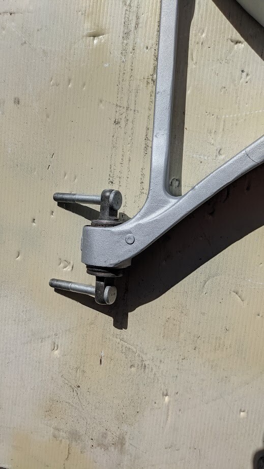 FERRARI 360 PART LOWER RIGHT rear CONTROL ARM 200943