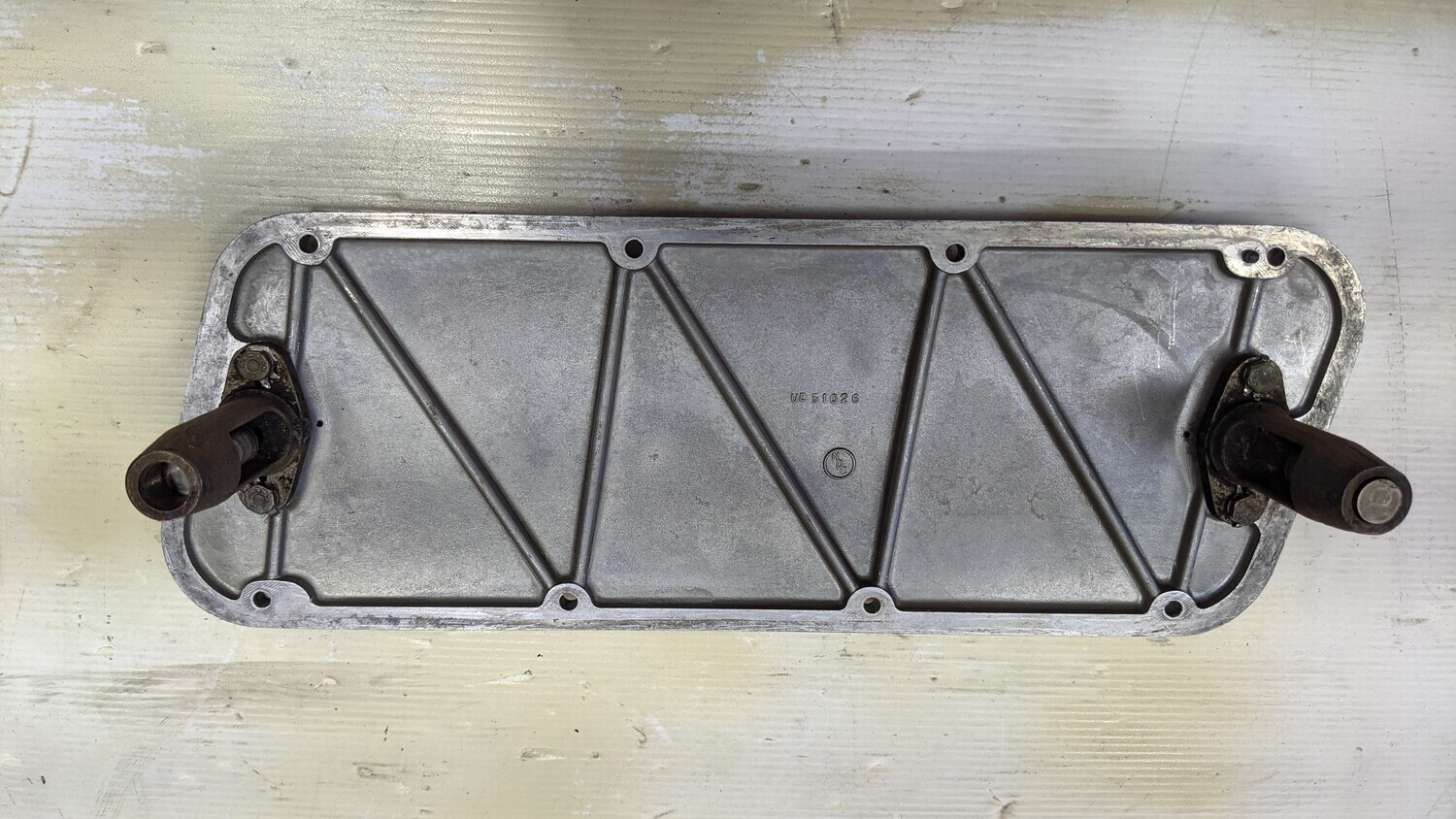 EARLY  Rolls Royce Silver SHADOW  TOP engine TAPPET cover UE34551