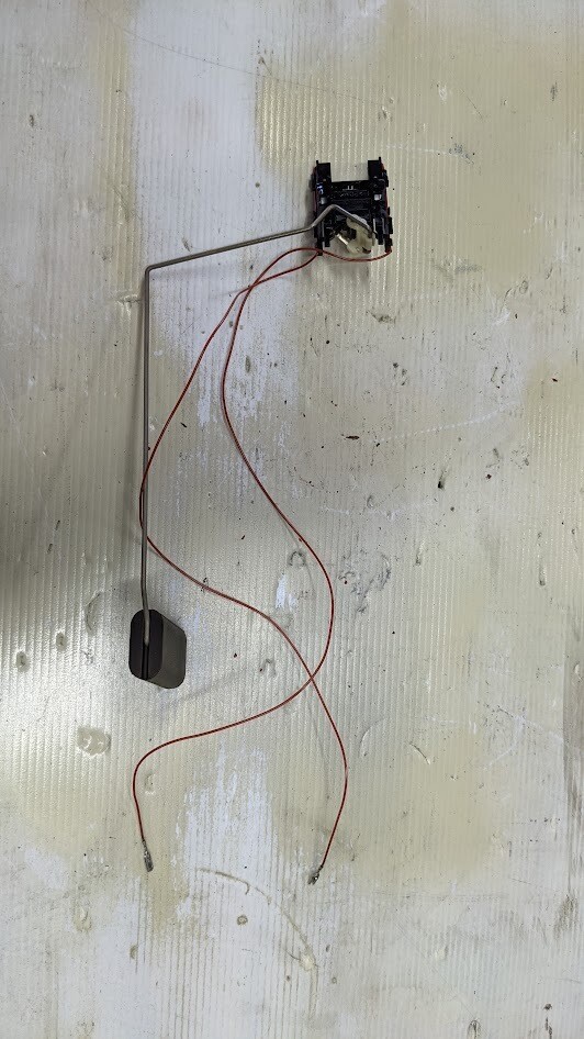 FERRARI 360 SPIDER PARTS FUEL LEVEL SENDER AT TANK 194140