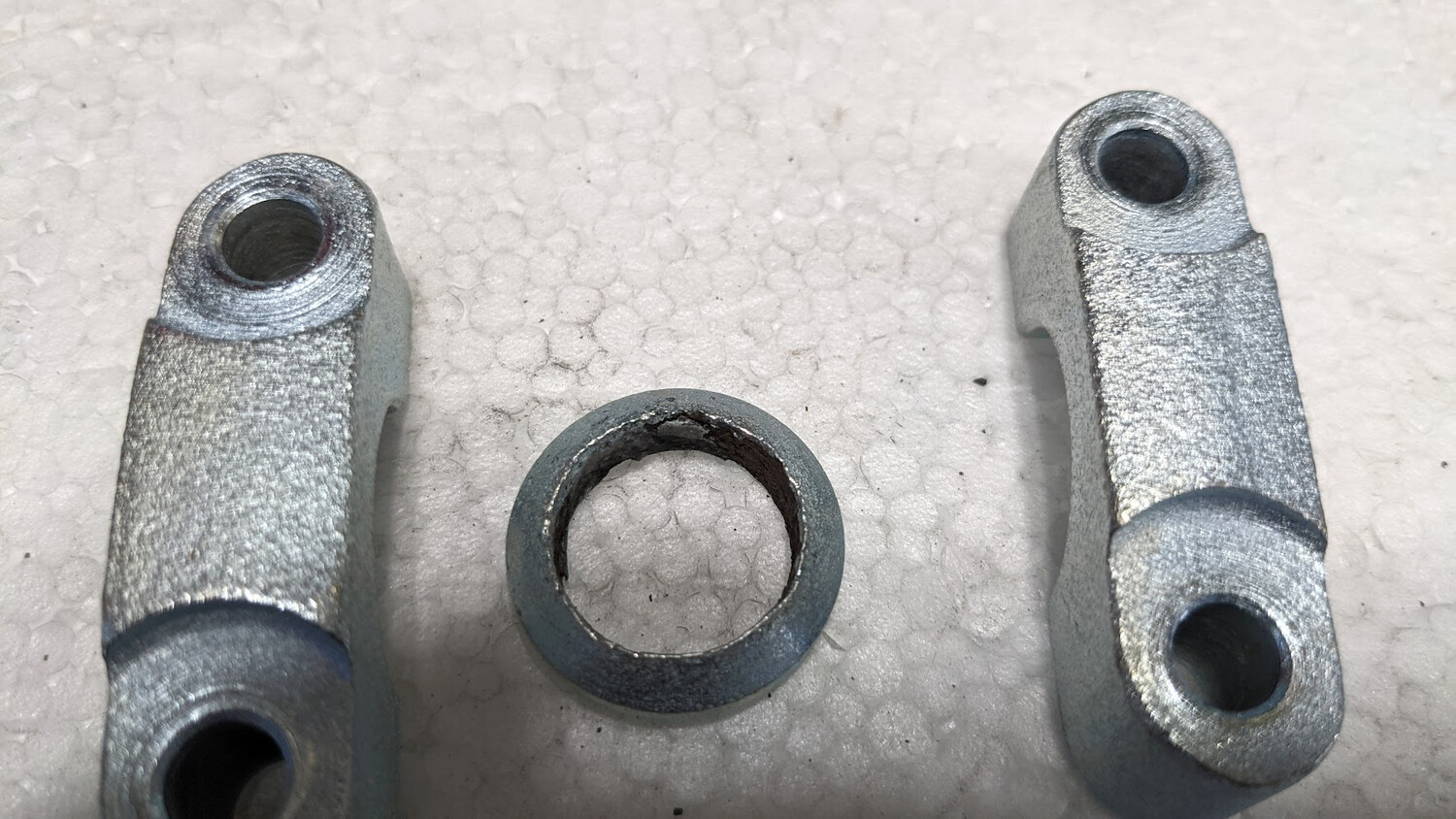 Rolls Royce Silver SPUR Exhaust EGR PIPE CLAMP WITH OLIVE UR18932