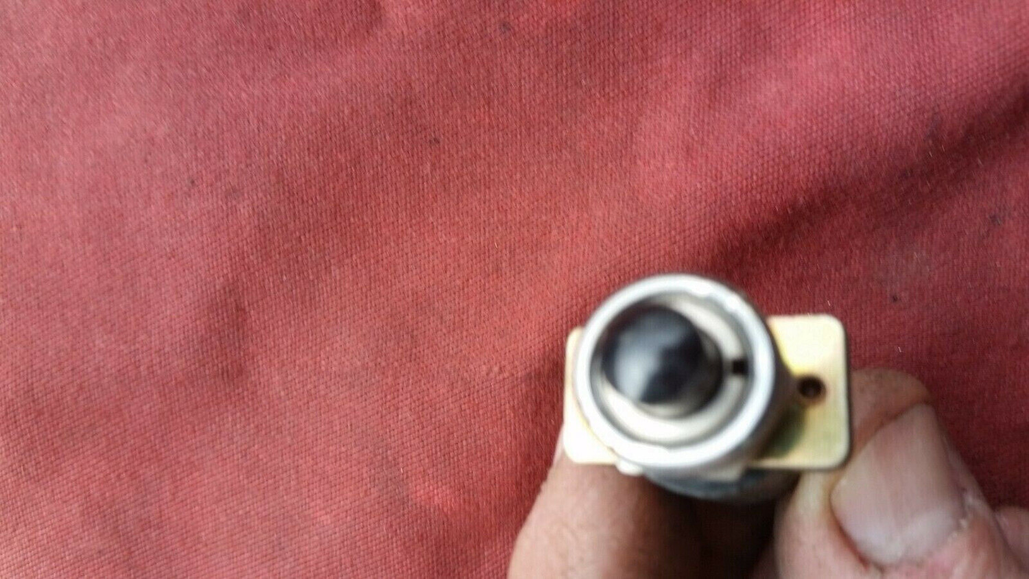 Rolls Royce Silver SHADOW WRAITH IN DASH GAS fuel LID RELEASE SWITCH UD11812