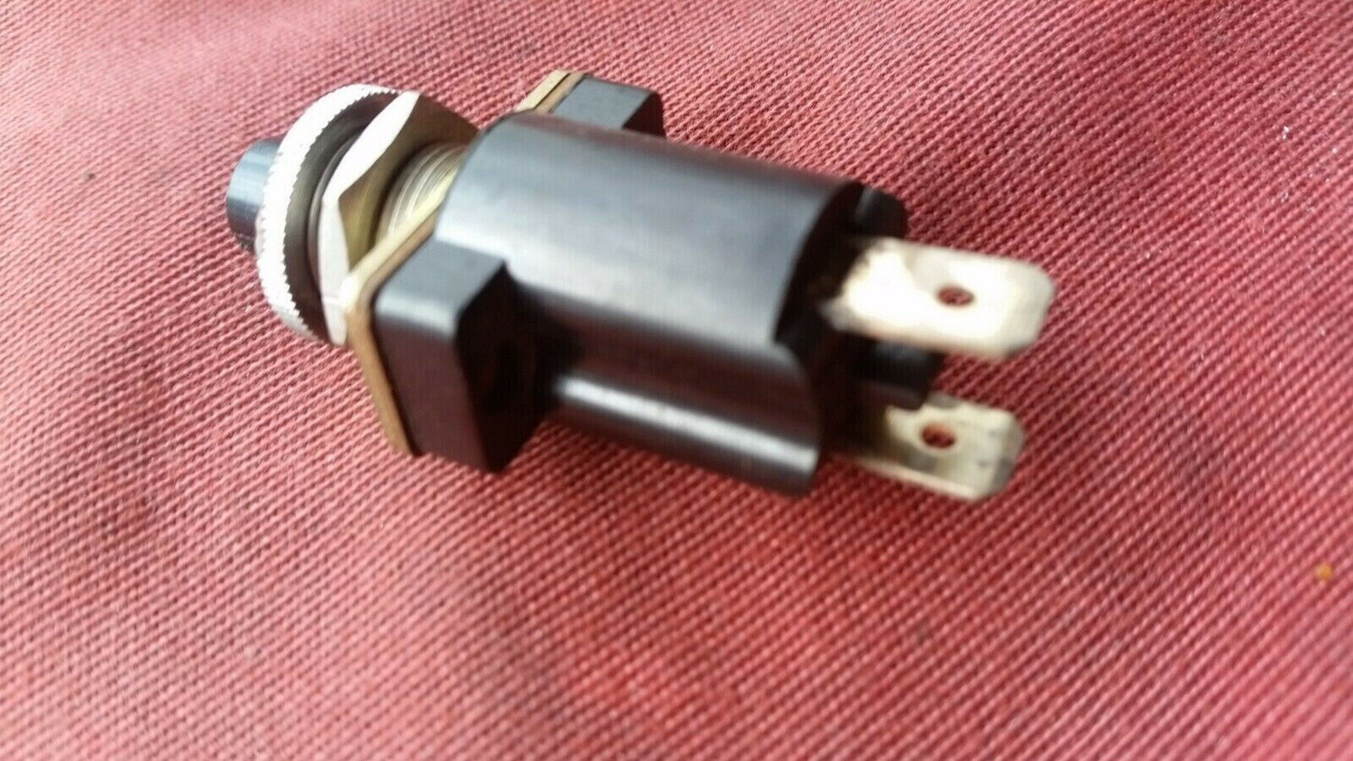 Rolls Royce Silver SHADOW WRAITH IN DASH GAS fuel LID RELEASE SWITCH UD11812