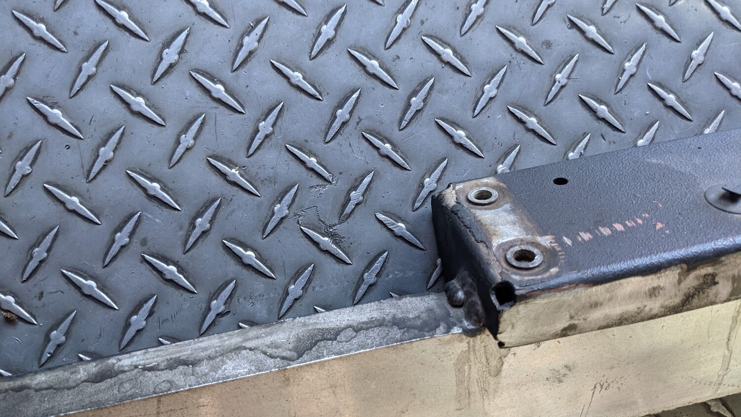 FERRARI 360 PART REAR BUMPER CROSS MEMBER FRAME 183978