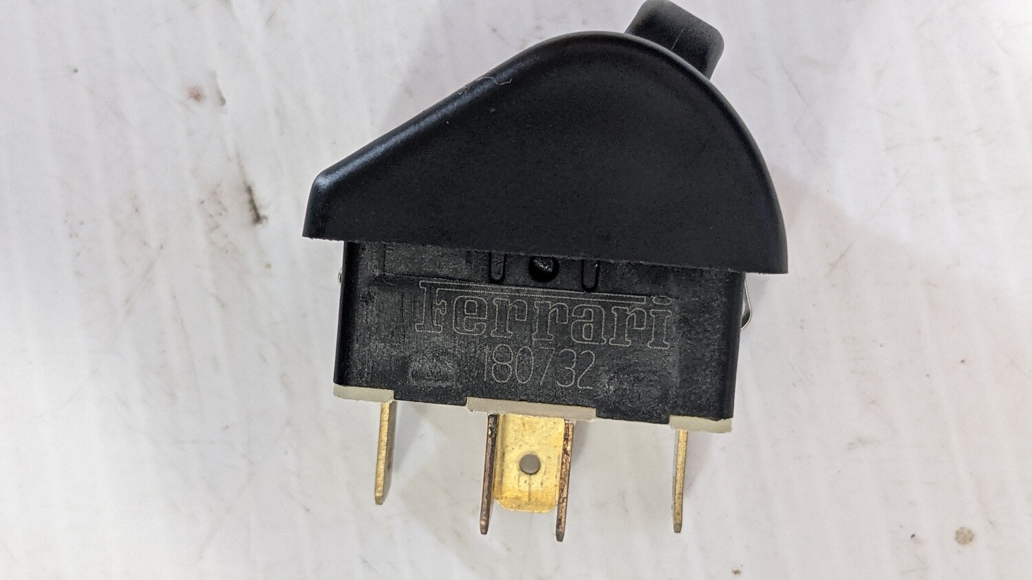 FERRARI 360 SPIDER PARTS ASR ABS CANCELATION BUTTON SWITCH 180732