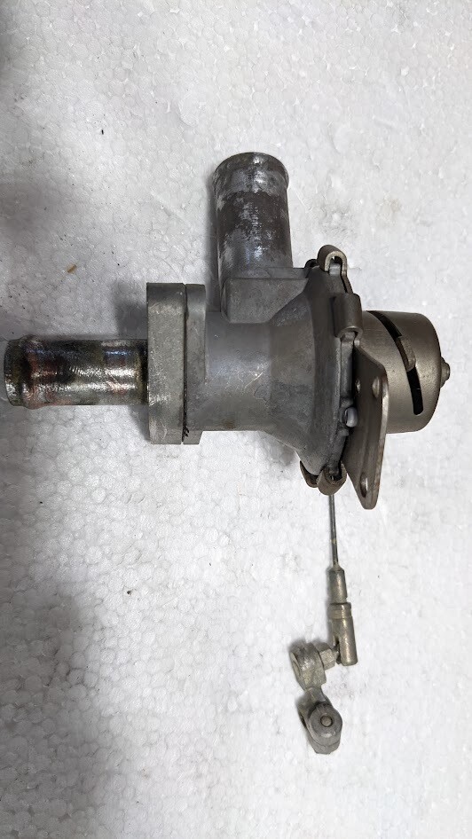 Rolls Royce Silver SHADOW I  HEATER TAP VALVE AND CONNECTOR UD12956 TESTED