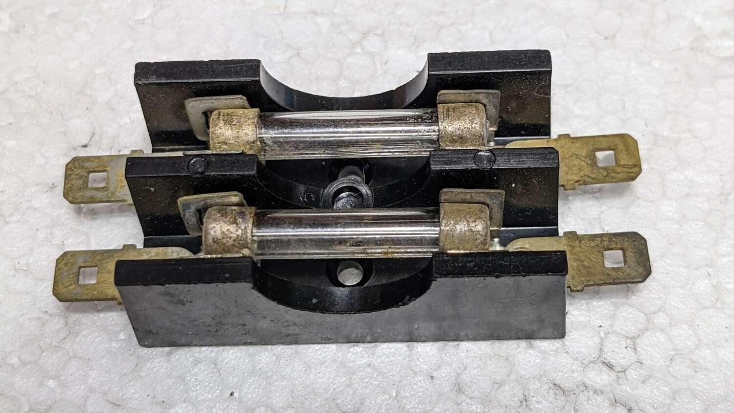 Rolls Royce Silver Shadow AUXILIRY FUSE BOX UD12178