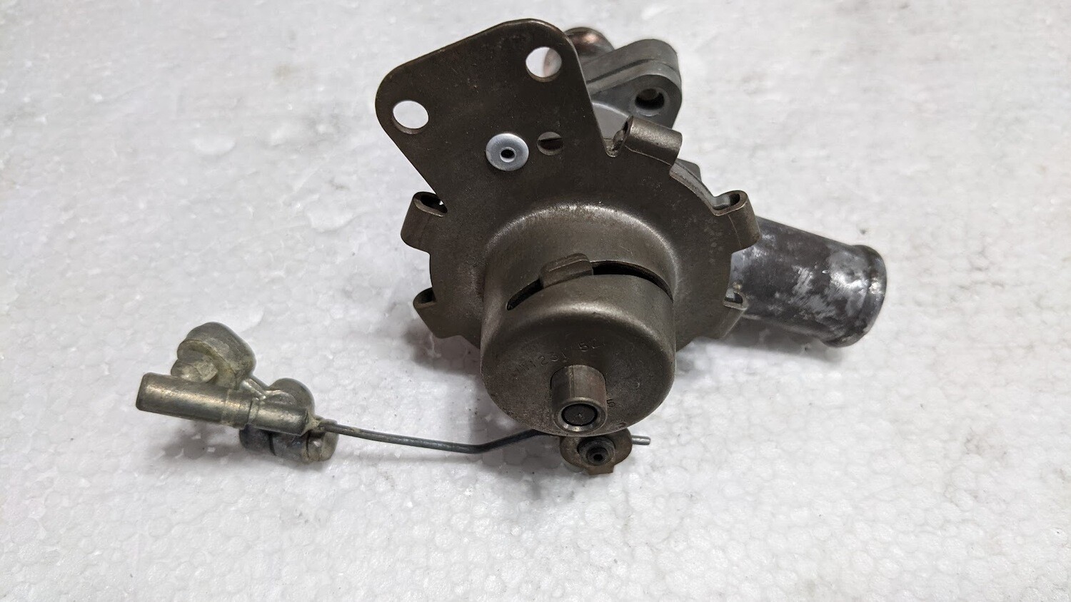 Rolls Royce Silver SHADOW I  HEATER TAP VALVE AND CONNECTOR UD12956 TESTED
