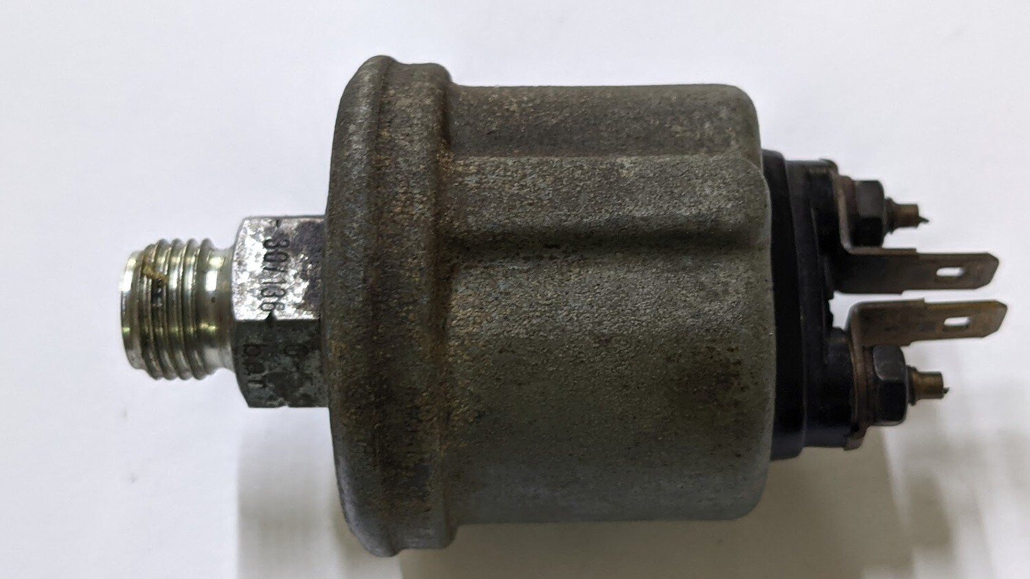 Rolls Royce, Bentley oil pressure transmitter PRE OWNED UD72639