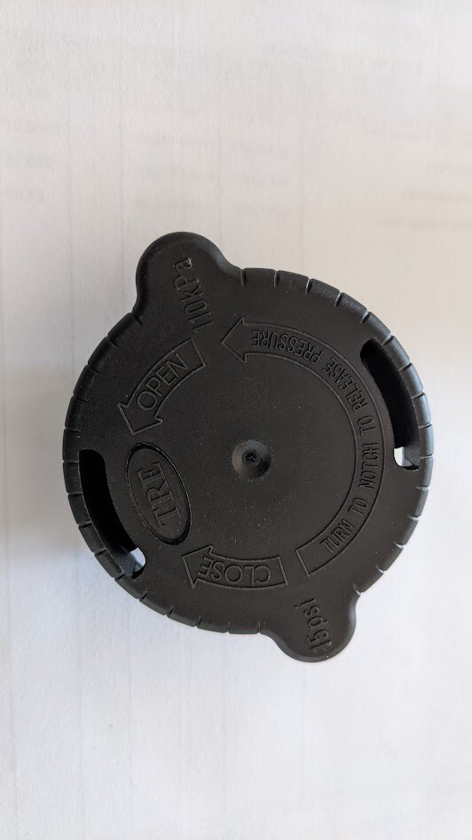 88 TO 99 Rolls Royce Silver Spirit Spur Dawn Corniche COOLANT RESERVOIR TANK cap UE70477