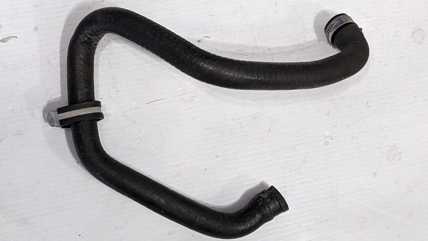 ROLLS ROYCE SILVER SPUR PART HOSE FROM ENGINE TO COOLANT TANK UE72492